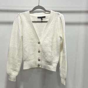 White House Black Market Ivory Button V‑Neck Cropped Cardigan